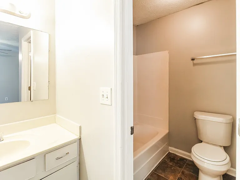 5292 Kinsdale Ln — Photo 13