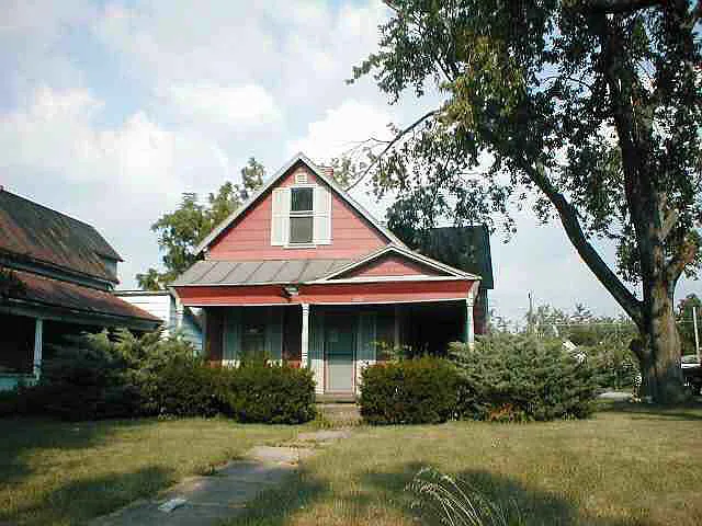 722 N Columbia St photo 1