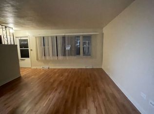 1509 27th St APT 1, Zion, IL 60099