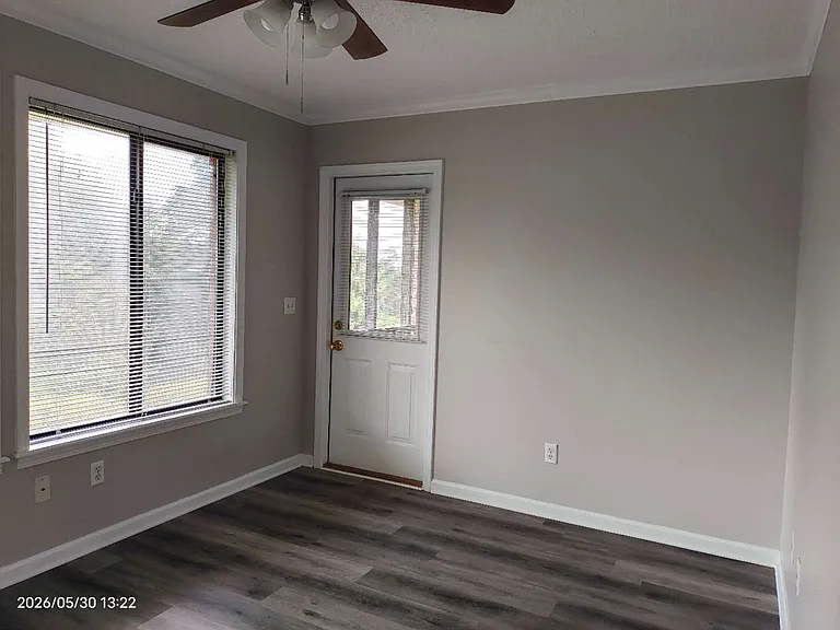 306 Mount Vernon Dr — Photo 9