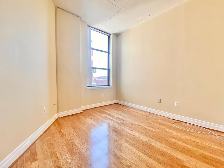 2020 12th St NW #611 — Photo 17