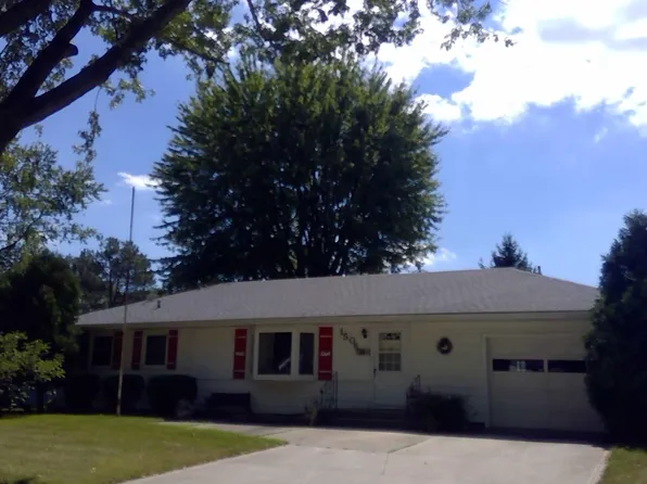 1506 S Park Dr, New Haven, IN 46774