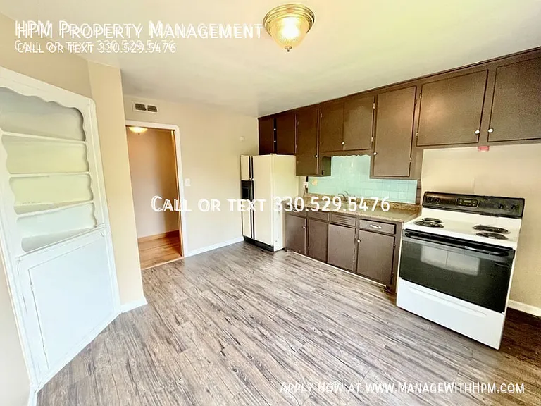 13705 Lakewood Heights Blvd #6 — Photo 9