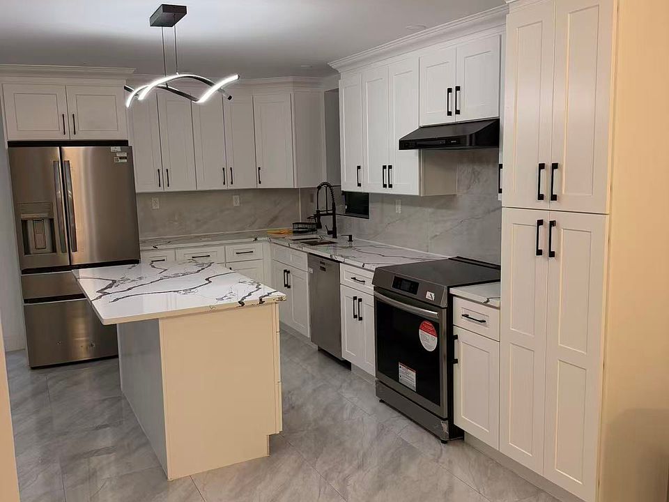 1st image of 19 Vulcan St #1