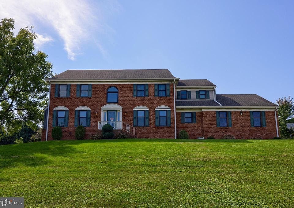 1st image of 480 Dietz Rd