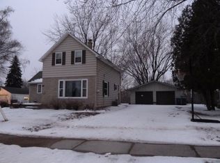 319 Monroe St, Little Chute, WI 54140