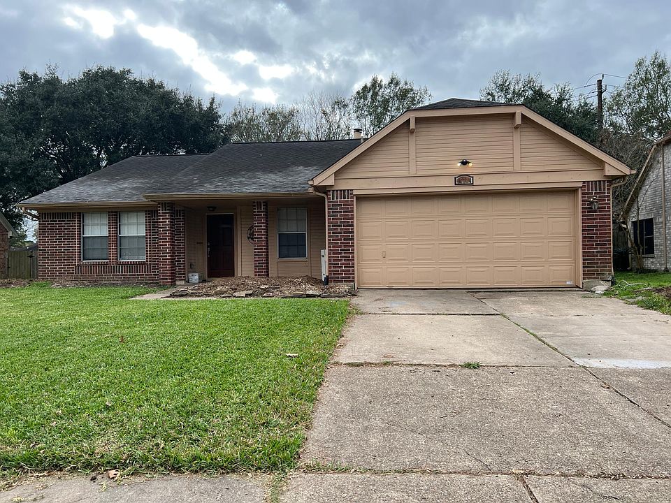 1st image of 15714 Constitution Ln