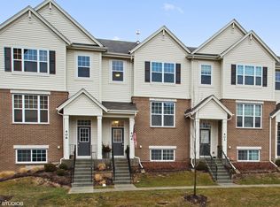 404 Concord Ct, Morton Grove, IL 60053