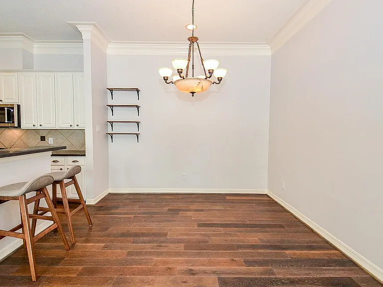 5208 Blossom St #5 — Photo 10