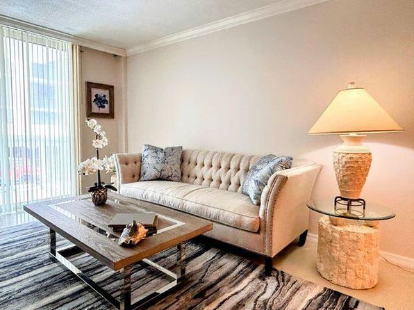 125 Ocean Ave #207