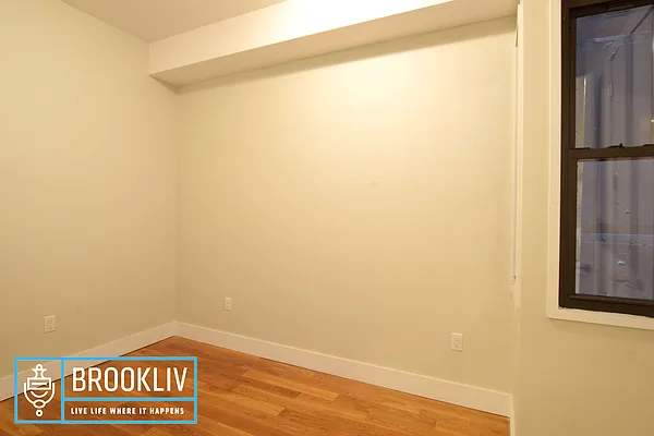 Rented by null | media 61