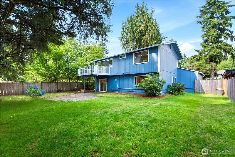 3rd image of 20411 14th Drive SE