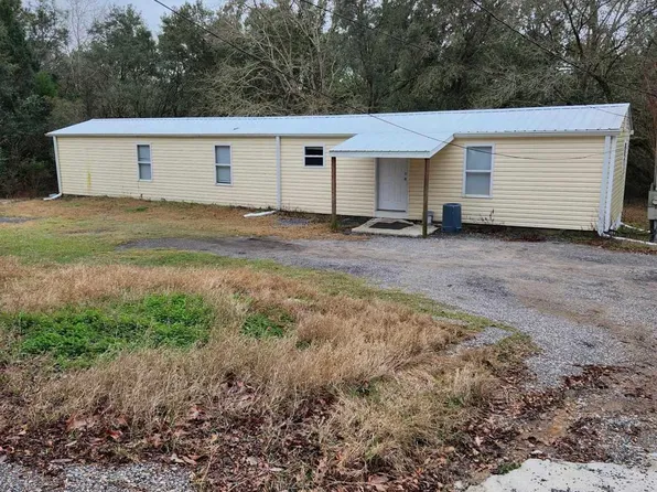 8499 La Salle Dr, Milton, FL 32583