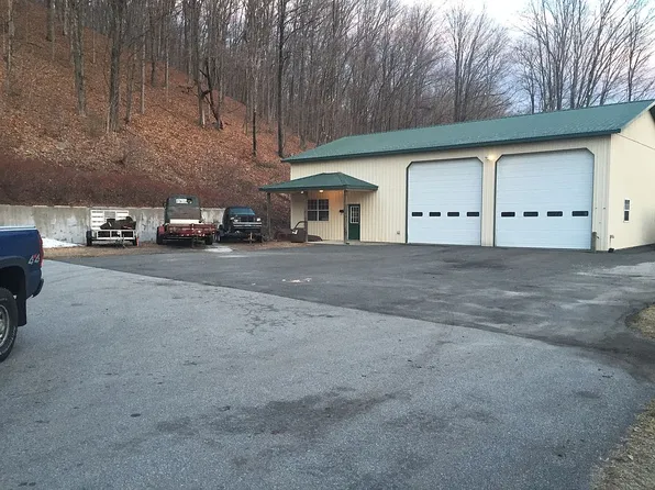 81 Cemetery Rd, Wantage, NJ 07461