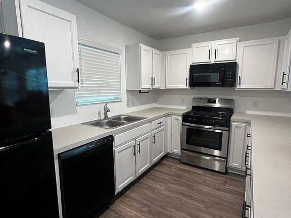 3rd image of 5254 Elrington Valley Ln