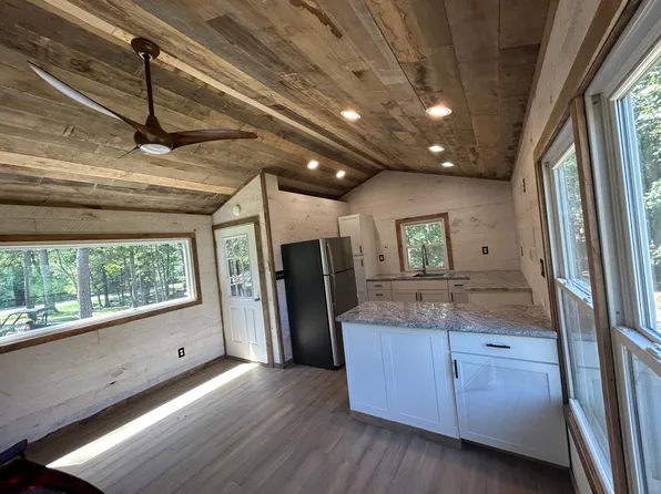 767 51st Rd, Grant, AL 35747