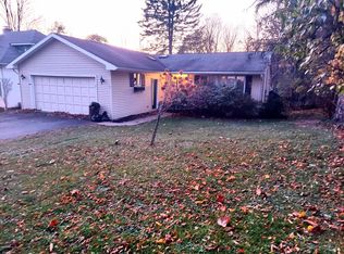 427 Clark Ave, Clarks Summit, PA 18411