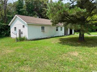 113 Virginia St, Benton, IL 62812