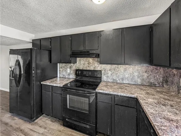 2416 N Brophy Cir APT 3, Fayetteville, AR 72703
