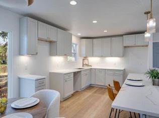 1214 Bay Ridge Rd, Madison, WI 53716