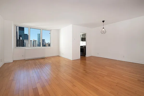 Sold by Anchor Associates | media 1