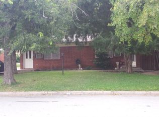 108 Maple St, Arlington, TX 76011