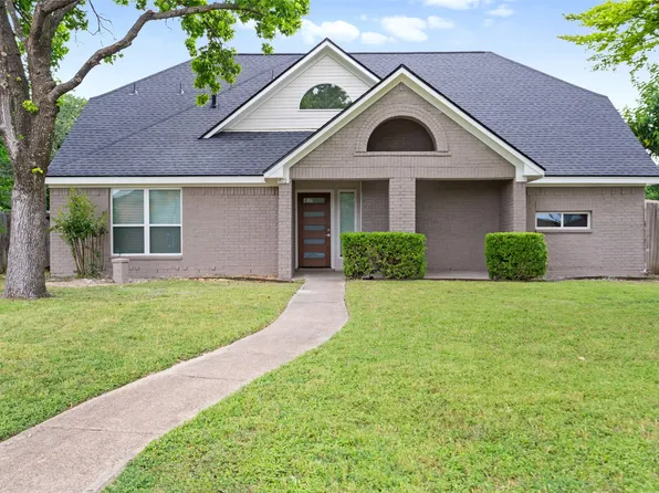 822 Aspen Ln, Desoto, TX 75115