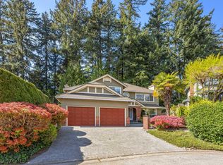 2465 Berton Pl, North Vancouver, BC V7H 2W9