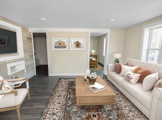 515 Spring St, Highland, WI 53543