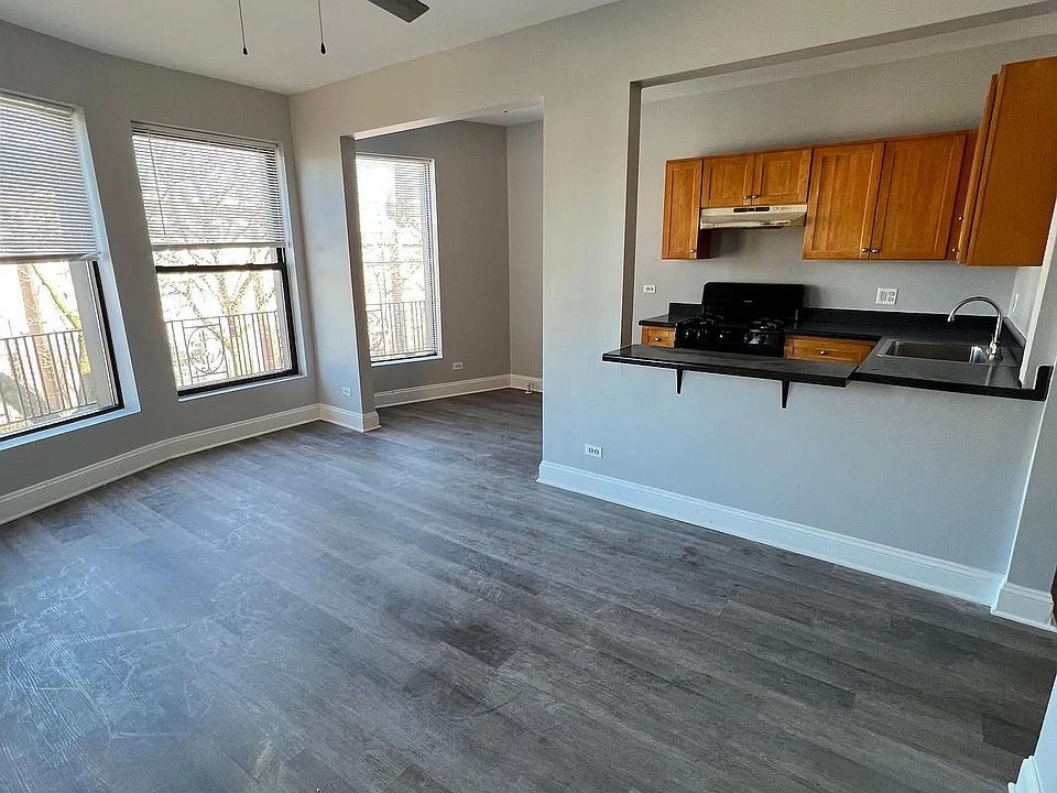 1st image of 6915 S Clyde Ave #104