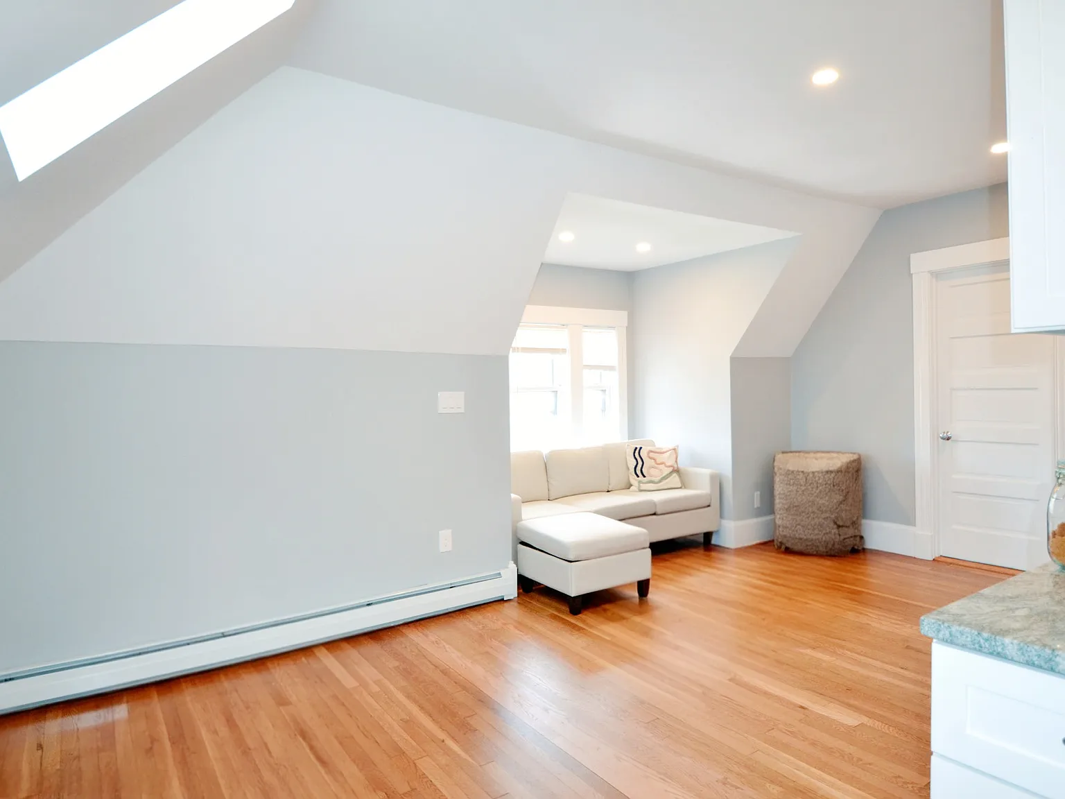 6 South St — Photo 2