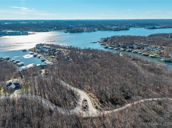 222 Forestridge Ln, Gravois Mills, MO 65037