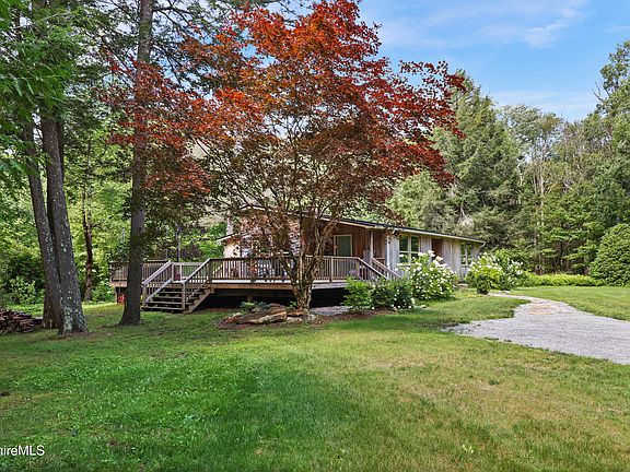 3rd image of 809 Leonhardt Rd