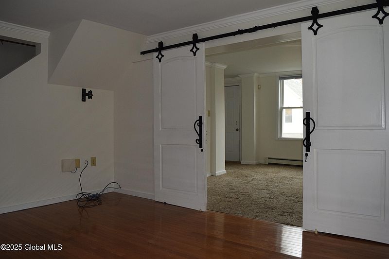 4th image of 1237 7th Avenue