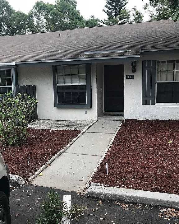 2nd image of 631 Capistrano Ct