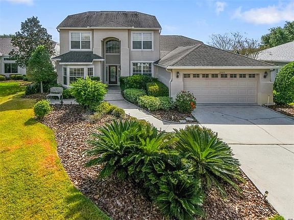 3rd image of 13523 Bluewater Cir