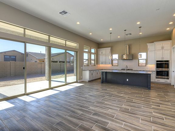 4th image of 9321 W Villa Hermosa