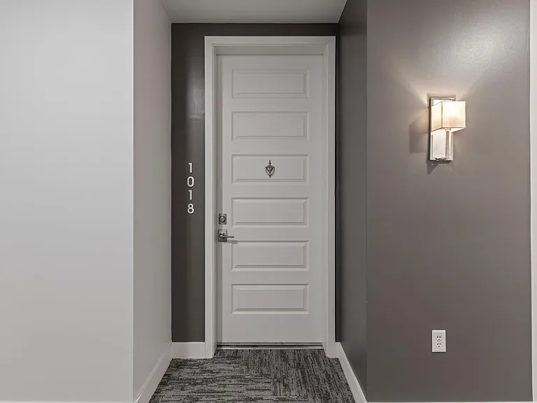 7300 E Earll Dr #1018 — Photo 2