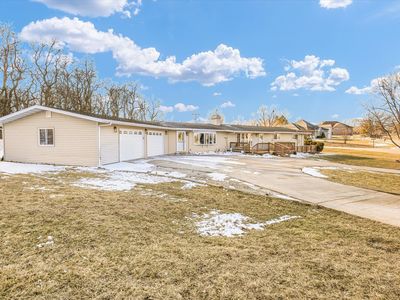 143 Choctaw Trl, Loda, IL, 60948