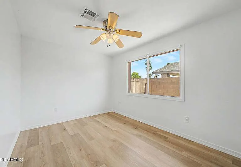 2601 E Dahlia Dr — Photo 23
