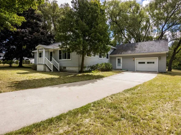 7294 E Fouch Rd, Traverse City, MI 49684