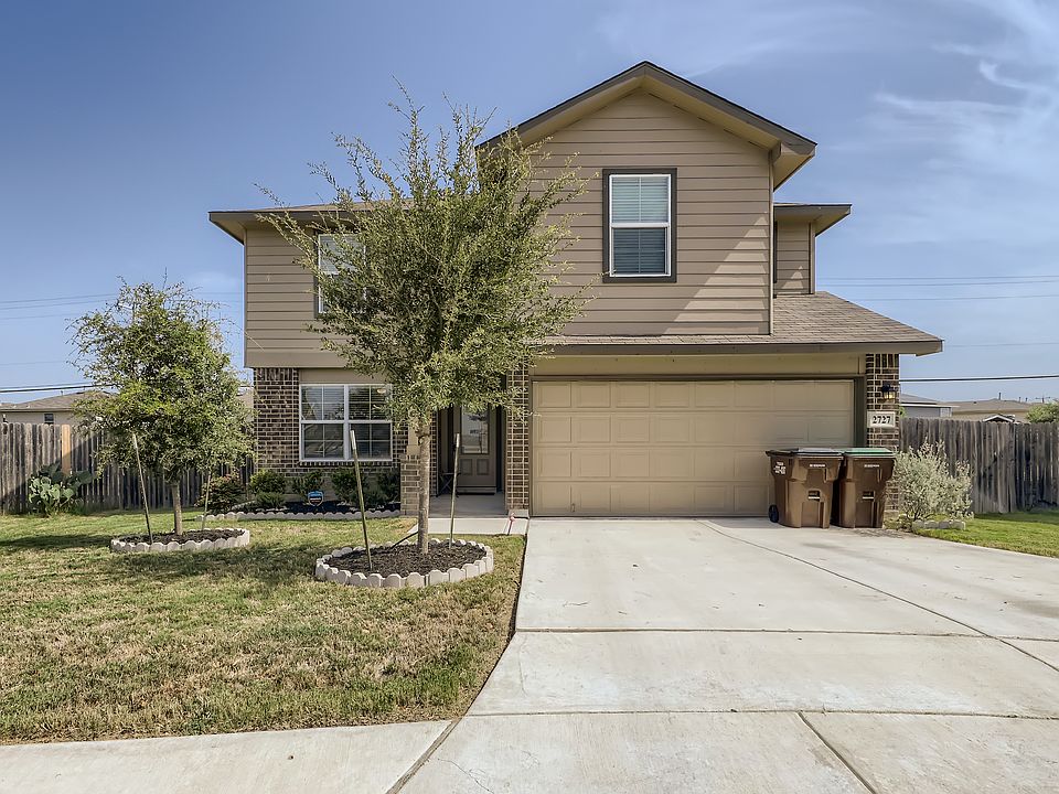 1st image of 2727 Green Leaf Way