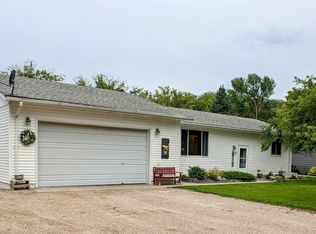 1007 5th St SE, Barnesville, MN 56514