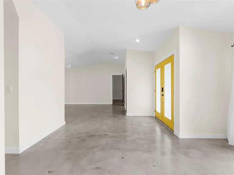 4250 Marlowe Dr — Photo 10