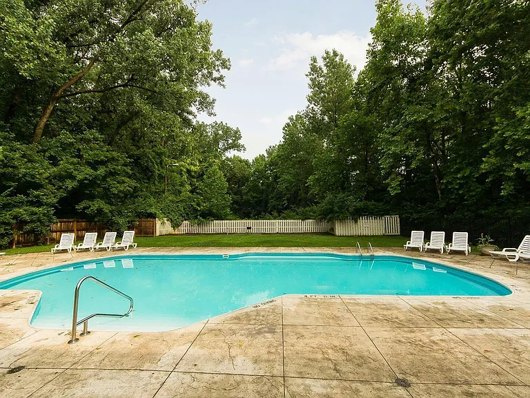 2599 Scioto View Ln — Photo 4
