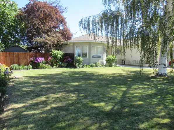 3210 5th St, Baker City, OR 97814