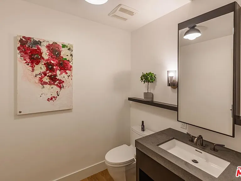 10777 Wilshire Blvd #205 — Photo 27