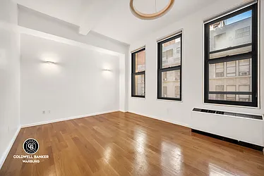 Rented by Coldwell Banker Warburg