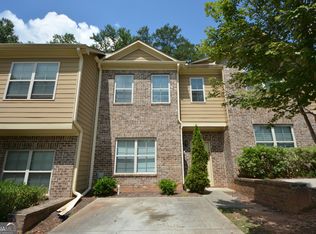 3015 Bonnes Dr, Lithonia, GA 30038