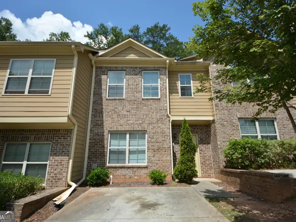 3015 Bonnes Dr, Lithonia, GA 30038